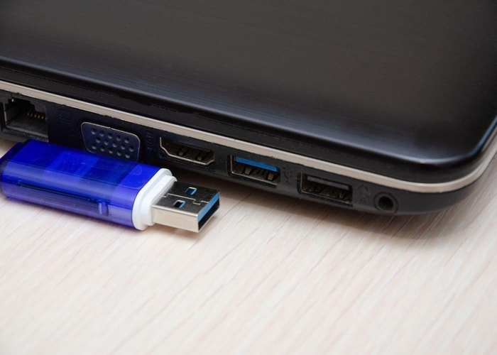 USB Port Used for Connecting The Mouse